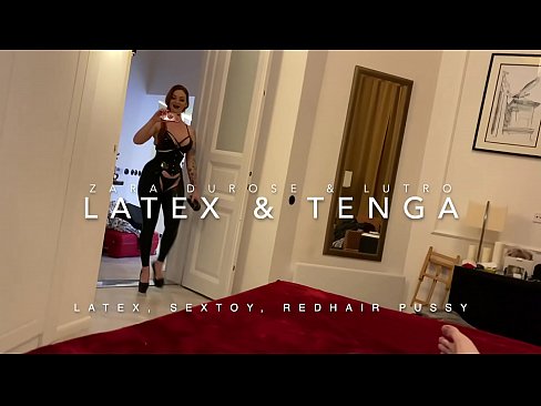 ❤️ Escada ruiva em traje de látex fodida por meio de meio-irmão ☑ Porno real em nós ❌