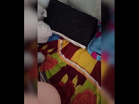 ❤️ A minha colega de quarto fica sozinha em casa porque o seu marido vai de férias e eu aproveito a oportunidade para a foder e encher-lhe o cu de leite ☑ Porno real em nós ❌